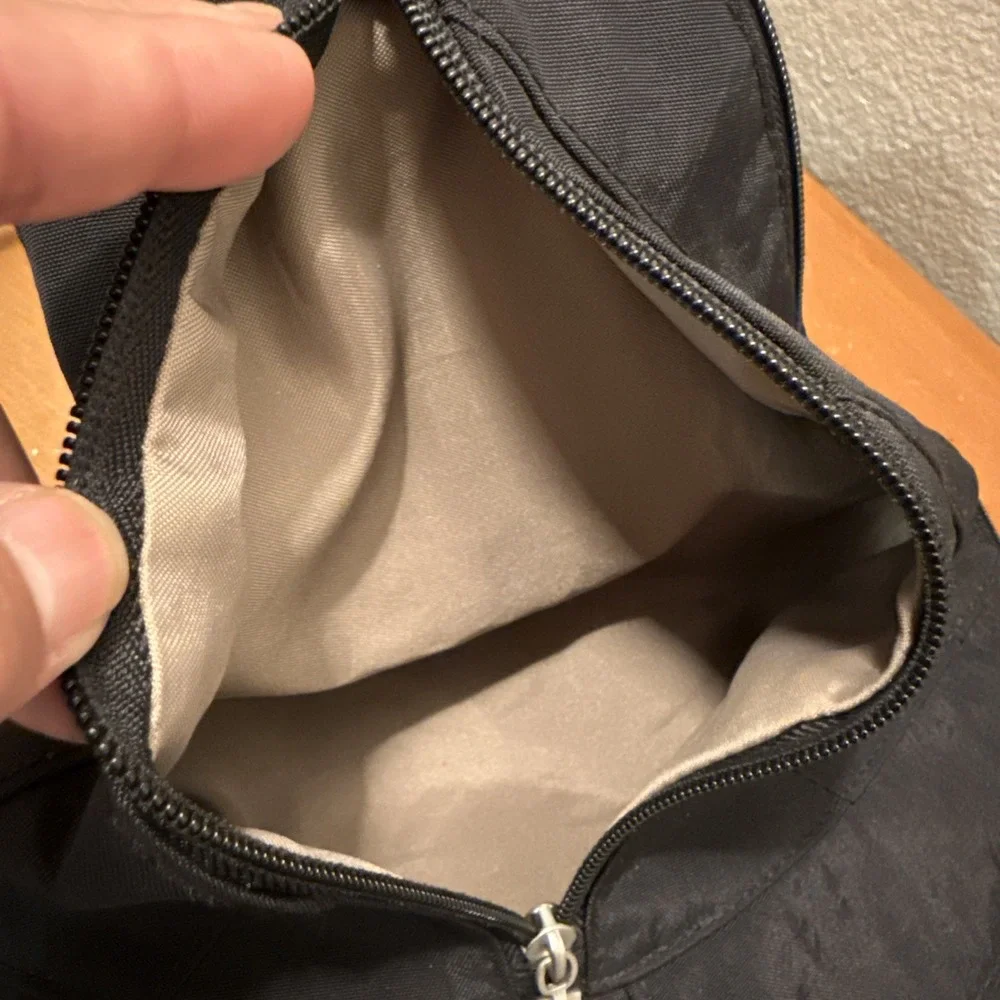 Baggallini Traverse Convertible Sling Bag Backpack Black Nylon Teardrop Shape